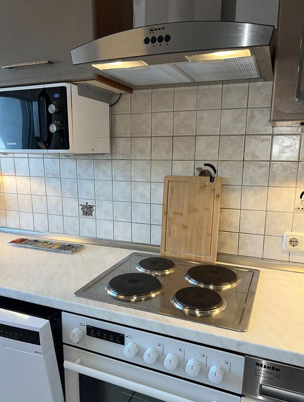 Ferienwohnung Goodtimes Hausen Uber Aar ภายนอก รูปภาพ