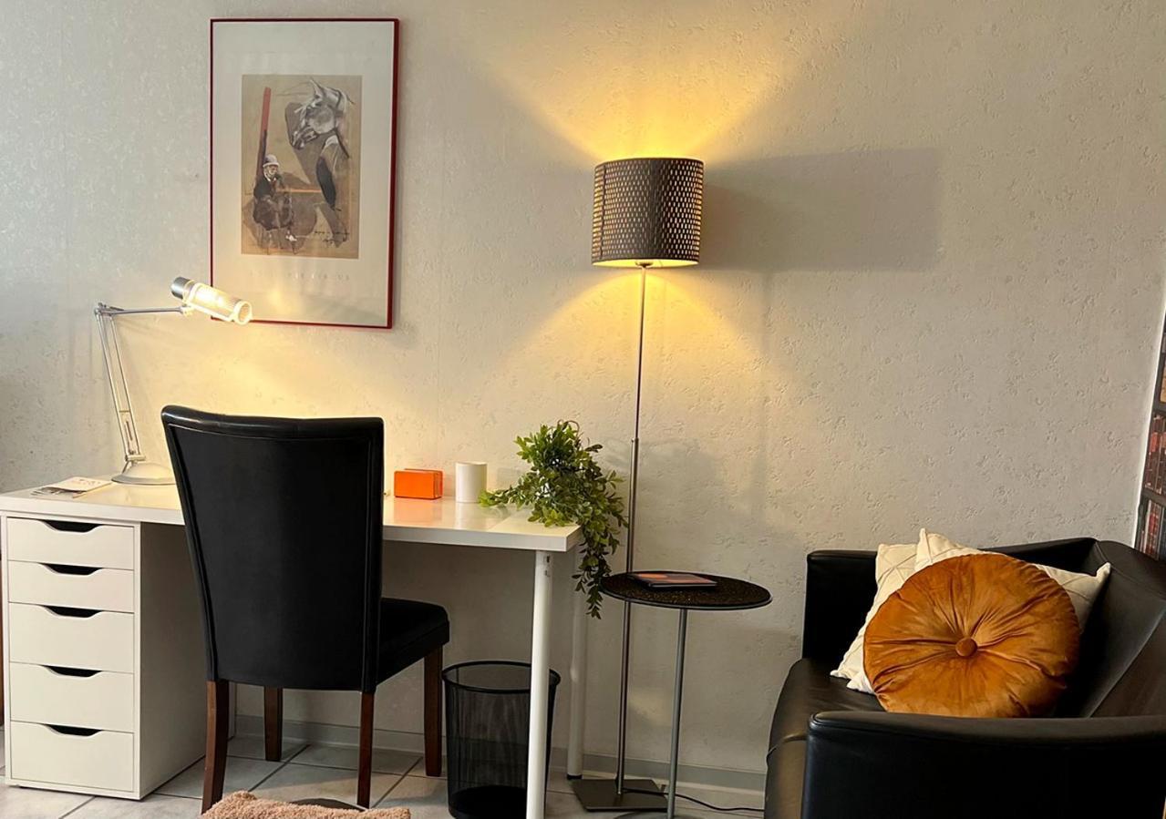 Ferienwohnung Goodtimes Hausen Uber Aar ภายนอก รูปภาพ