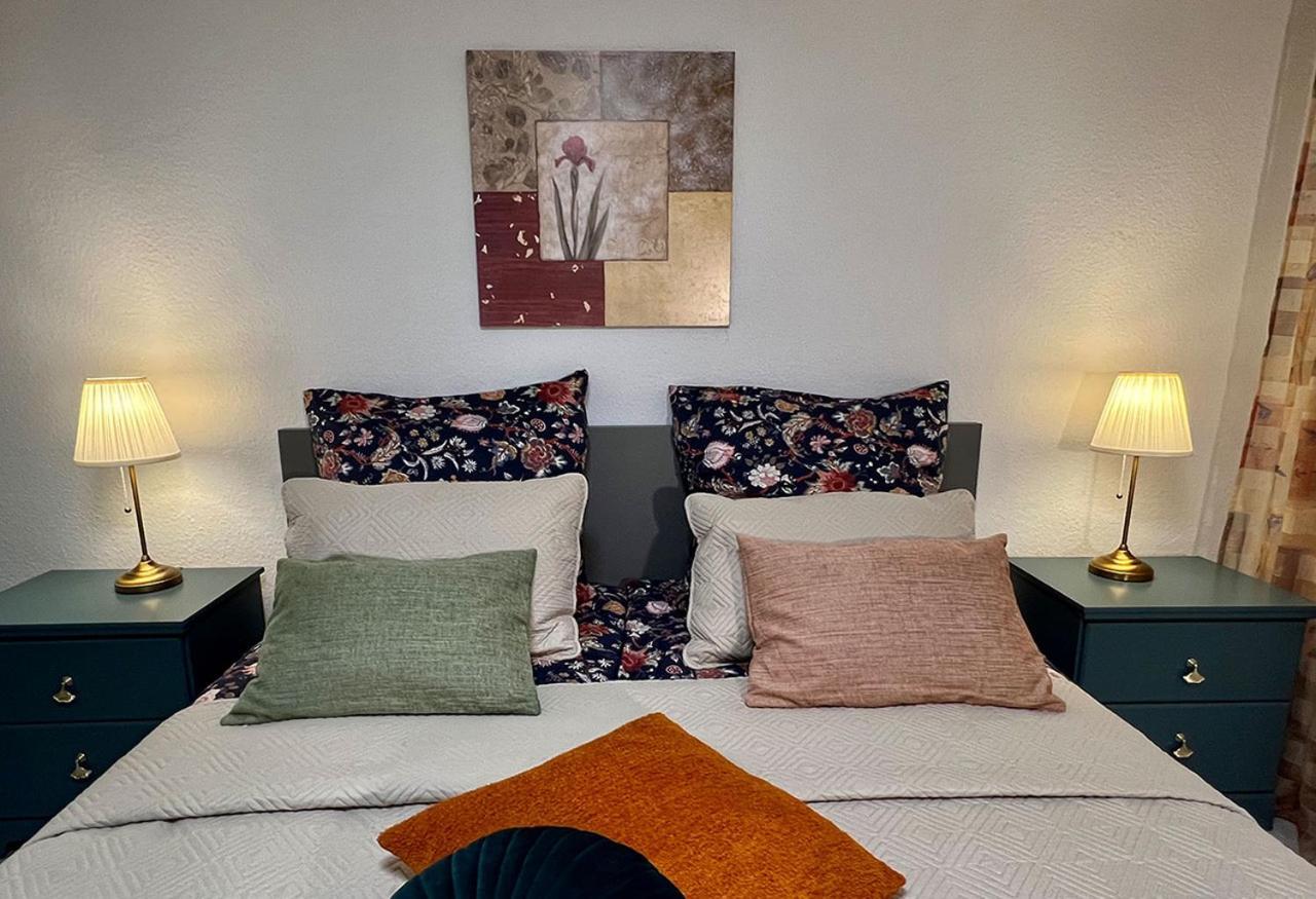 Ferienwohnung Goodtimes Hausen Uber Aar ภายนอก รูปภาพ