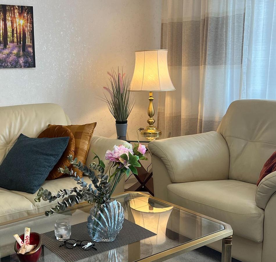 Ferienwohnung Goodtimes Hausen Uber Aar ภายนอก รูปภาพ
